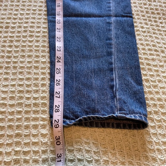 Forever 21 Paper Bag Elastic Waist Medium Wash Button Fly High Rise Mom Jeans - Picture 10 of 12